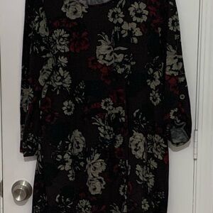Apt. 9 Black and Gray Floral Long Sleeve Dress